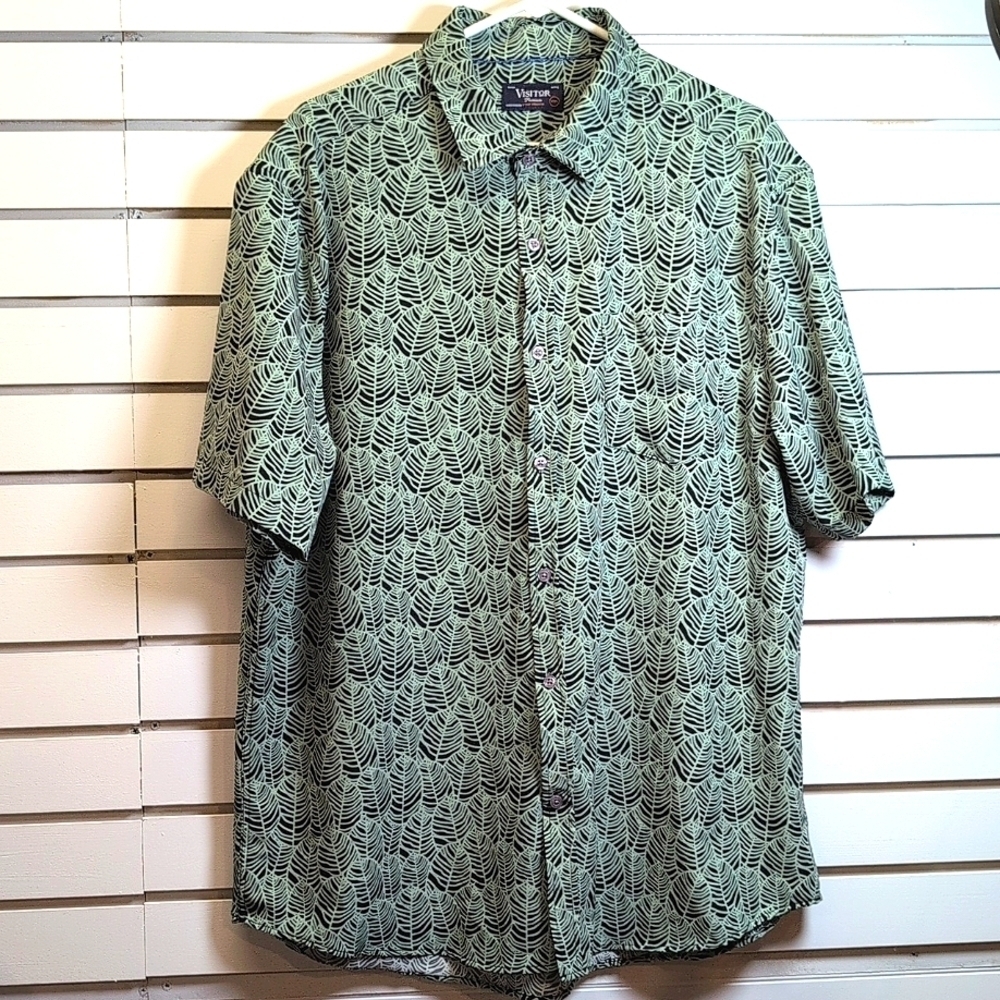 Visitor Premium 4-Way Stretch Short Sleeve Button Down Shirt Size XXL EUC